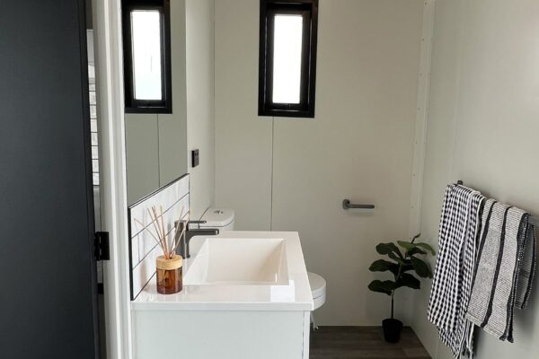 Bathroom-3-min