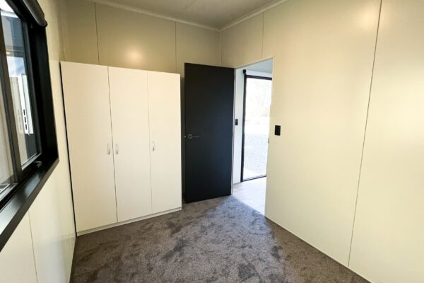 Bedroom 2-min