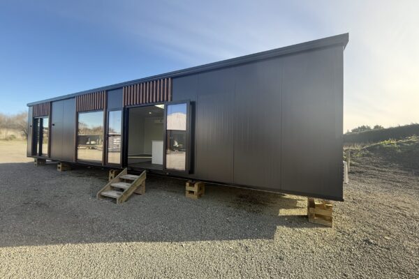 Front side view-min
